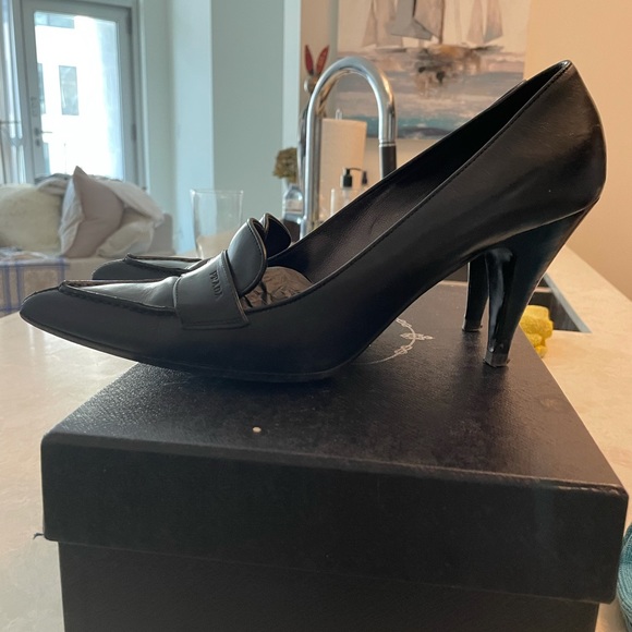 Prada heels - Picture 6 of 6